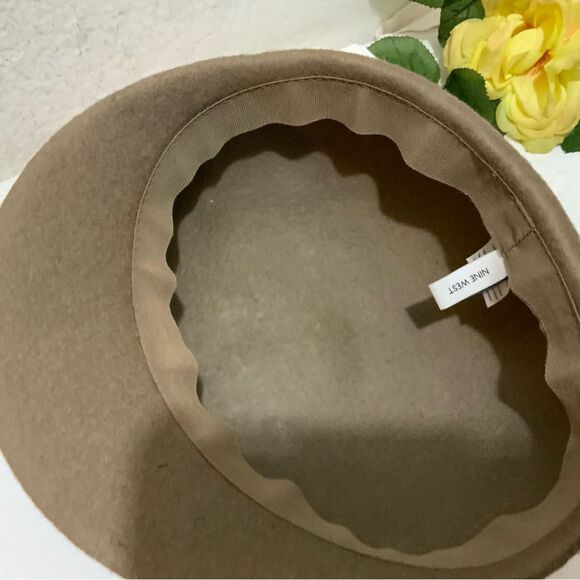 Nine West Felt Wool Newsboy Hat - Picture 7 of 8